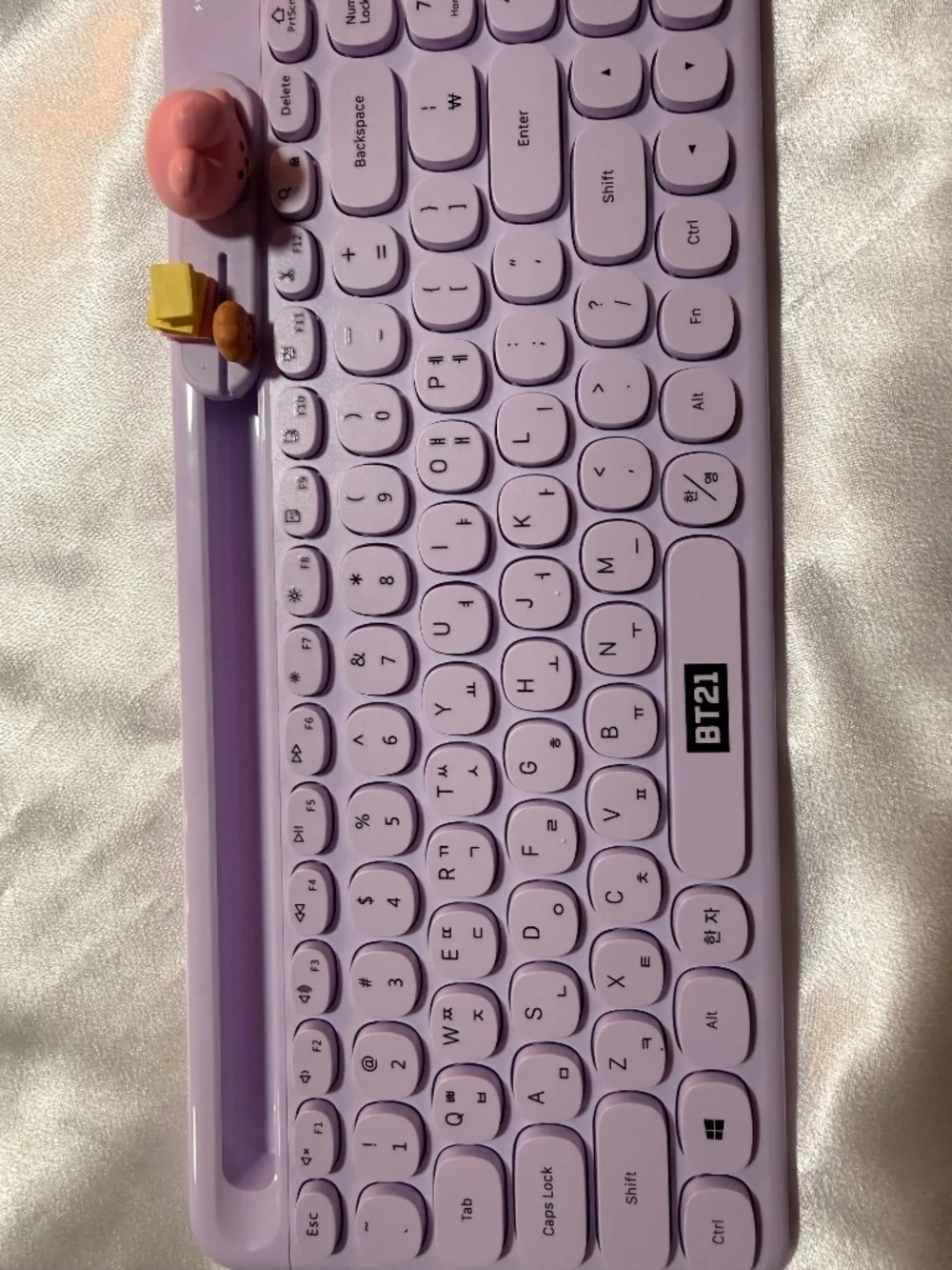 BT21 Cooky Shooky Multi Pairing Wireless Bluetooth Keyboard Purple Korean Englis